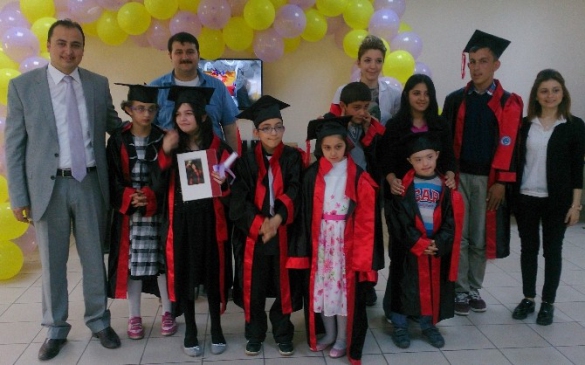 Kastamonu'da Özel Öğrencilerin Mezuniyet Coşkusu