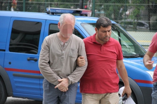 Samsun'da Berber Kavgası: Kalfa Hastanelik Oldu