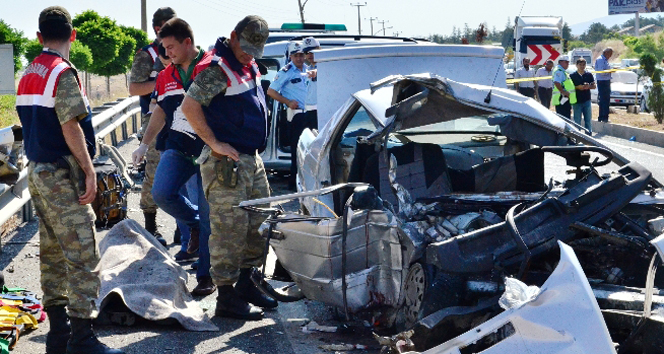 Malatya-Kayseri Karayolunda Kaza: 2 Ölü, 6 Yaralı