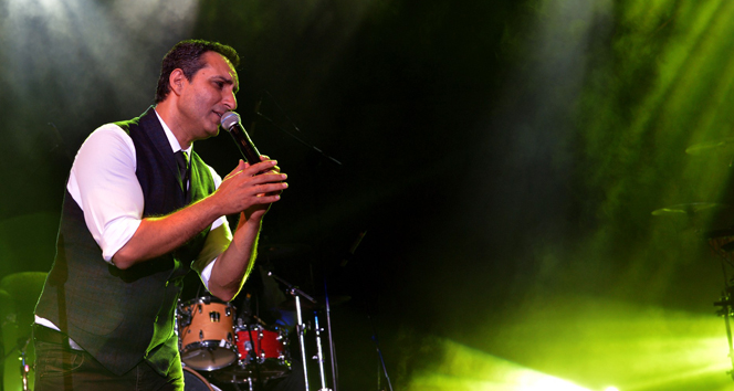 Rafet El Roman ve Ezo'dan Bursa'ya Unutulmaz Konser