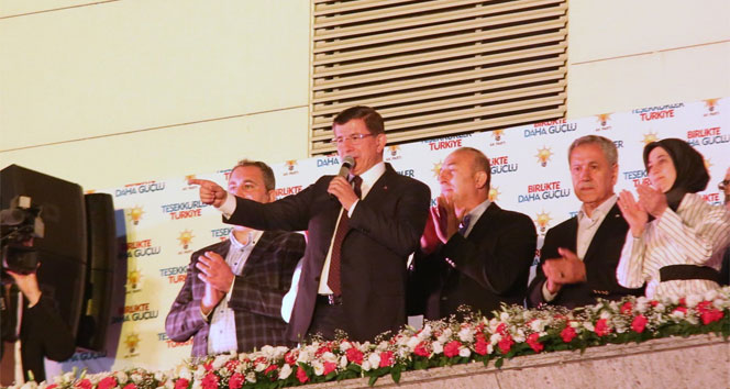 Bülent Arınç'tan 'Yüzünüz Asıktı' Açıklaması: Duygularımı Gizleyemem