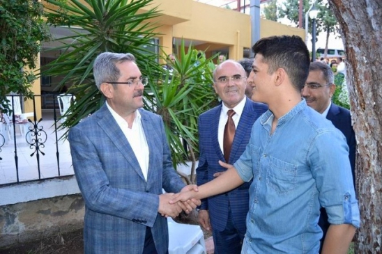 AK Parti Adana'dan Teşekkür Ziyaretleri Gerçekleştirildi