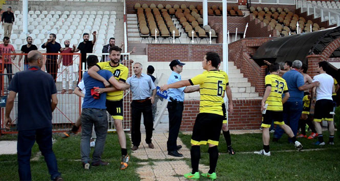 Bilecik 2. Amatör Lig'de Olaylı Maç: Bozüyük Akpınarspor Şampiyon Oldu