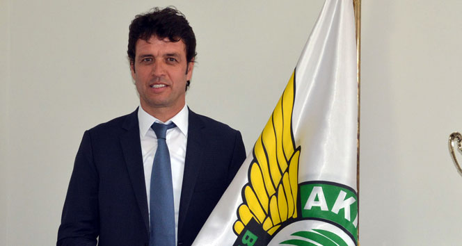 Akhisar Belediyespor Cihat Arslan'la Anlaştı