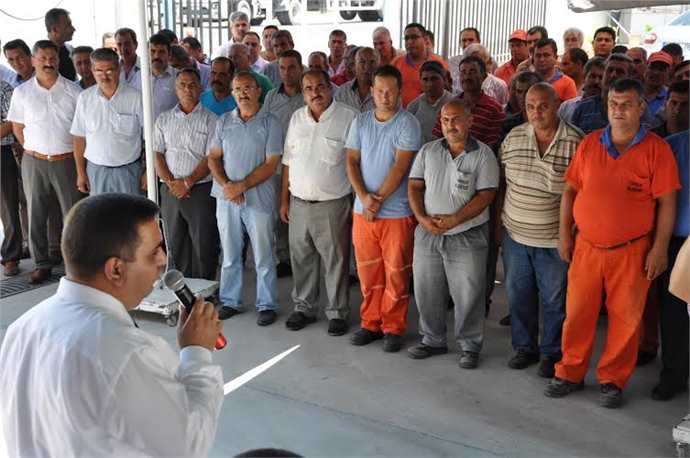 TARSUS'TA BAŞKAN CAN, PERSONELİ İLE BAYRAMLAŞTI