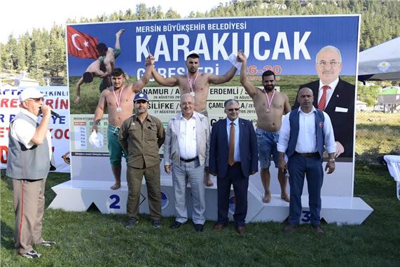 KARAKUCAK GÜREŞLERİ ABANOZ'DA BAŞLADI