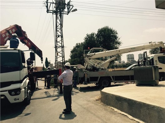 Yine elektrik kesintisi var