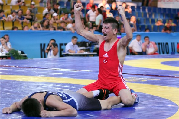 Nail ve Ertuğrul, dünya üçüncüsü oldu