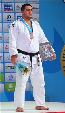 Fransız judocu Teddy Riner 8.ci kez dünya şampiyonu oldu