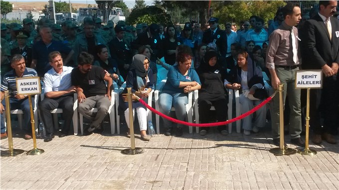 Şehit polis memleketine törenle uğurlandı