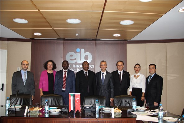 EİB fuarda yabancı heyetlere Ege Bölgesi’nin ihracat avantajlarını anlattı