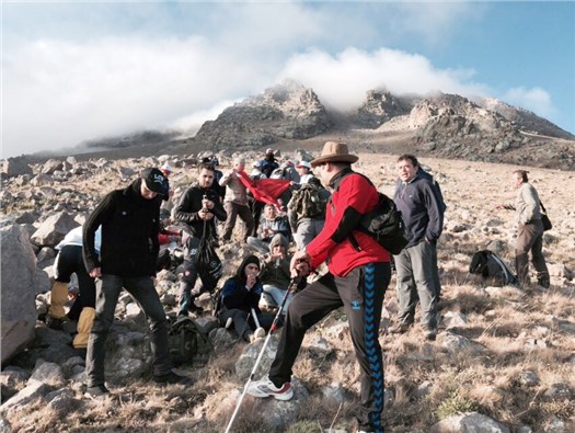 Aksaraylı Dağcılar zafer ve şehitleri anma tırmanışı gerçekleştirdi