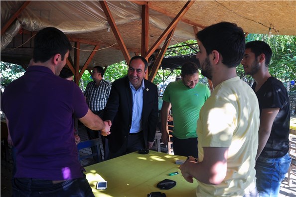 Çukurova çiftçisi üvey evlat muamelesi görüyor