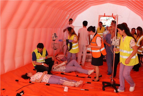 Hastanede dört tatbikat aynı anda yapıldı