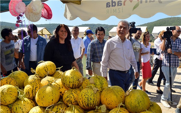Urla'da 2. Nohutalan Kavun Festivali başladı