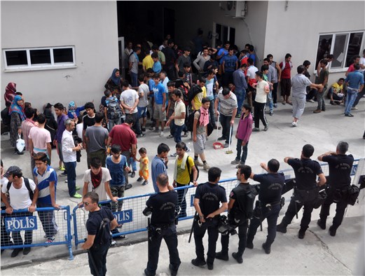 Kaçaklarda en çok darp ve köpek ısırığı yarasına rastlanıyor