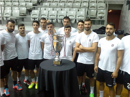 Beşiktaşlı hentbolcular Avrupa'da da kupa kaldırmak istiyoruz