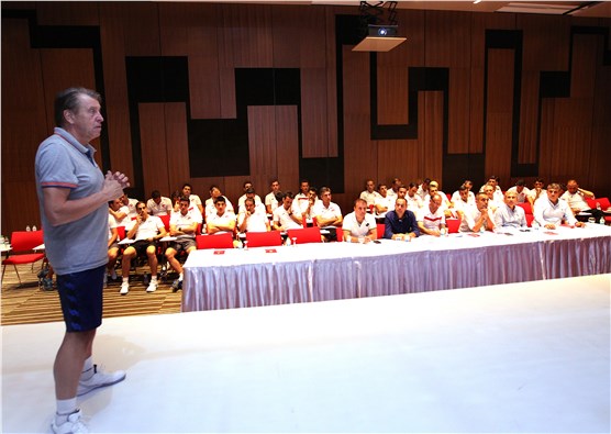 MHK Üst Klasman Hakem Semineri başladı