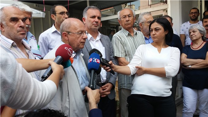 'Cizre’ye giden heyetimize Kandil’in yolunu göstermeleri son derece manidar'