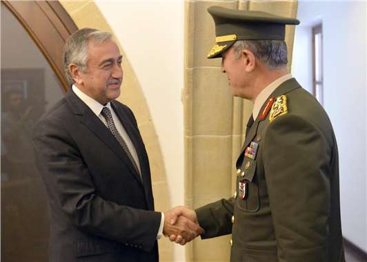 Genel Kurmay Başkanı Akar, KKTC Cumhurbaşkanı Akıncı'yı ziyaret etti