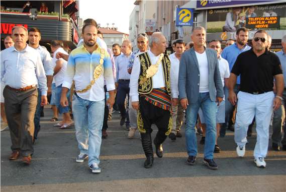 Pehlivanlar, Manavgat'ta kortej yürüyüşüyle terörü kınadı