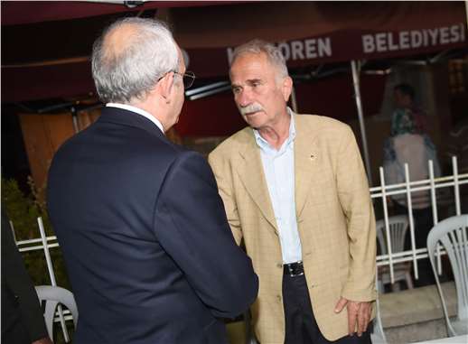Kılıçdaroğlu şehit Binbaşı Güzel'in evine taziye ziyaretinde bulundu