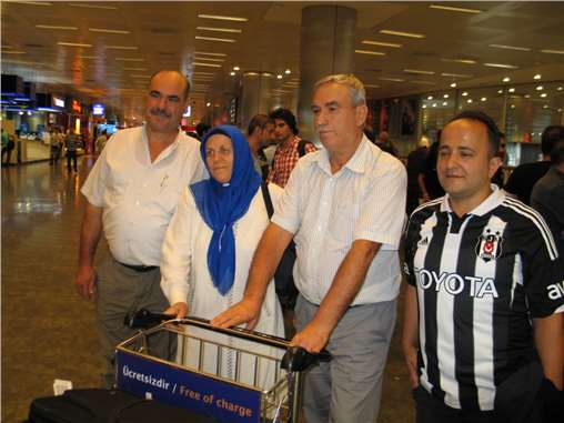 İlk hac kafilesi yurda döndü