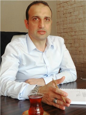 'Seçimde devletin imkanlarını kullanan AKP ile adaletsiz bir yarış içindeyiz'