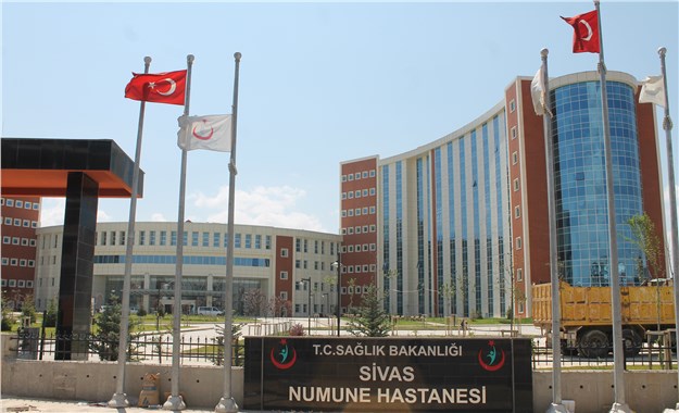 Numune Hastanesi yeni binasına taşınıyor, 3 gün sağlık hizmeti verilemeyecek