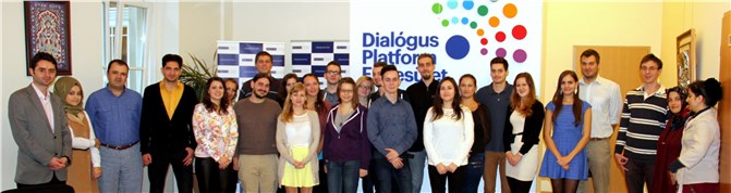 Macaristanlı üniversite öğrencileri 'Türk Kahvaltısı'na hayran kaldı