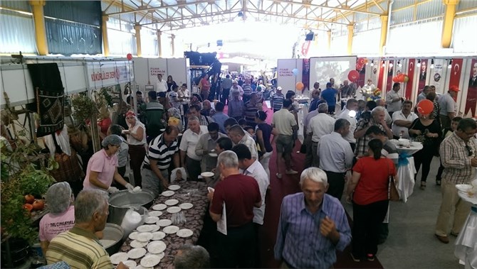 Tarım ve Gıda Fuarı’nda Anamur muzlu baklava ikramı