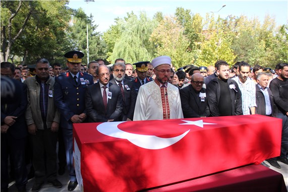 Şehit babası oğlunu ‘Vay koçum vay’ diyerek uğurladı