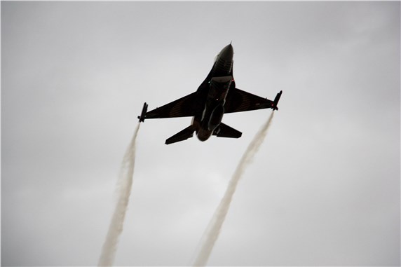 SOLOTÜRK, Pakistan'da gösteri uçuşu gerçekleştirdi