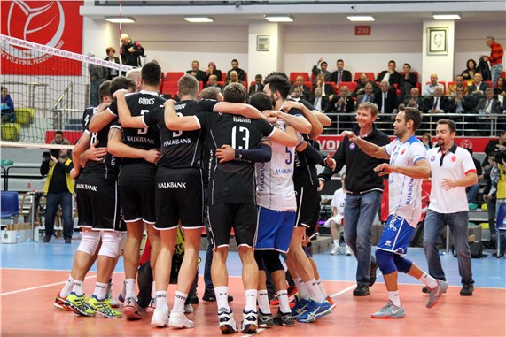 Erkekler Voleybolda 2015 Şampiyonlar Kupası Halkbank'ın