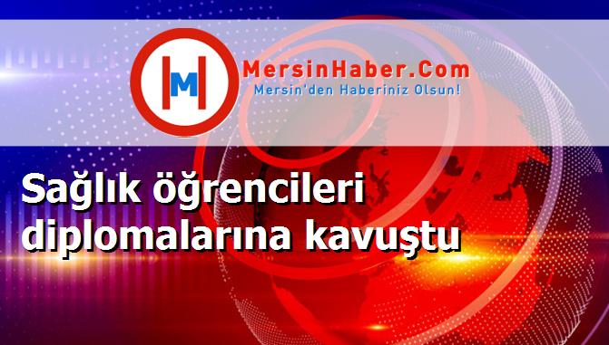 Sağlık öğrencileri diplomalarına kavuştu