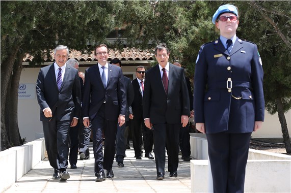 Kıbrıslı liderler kasım ayında 5 kez daha görüşecek