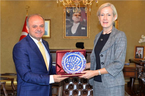 ABD Adana Konsolosu Specht’ten Vali Çakacak’a ziyaret