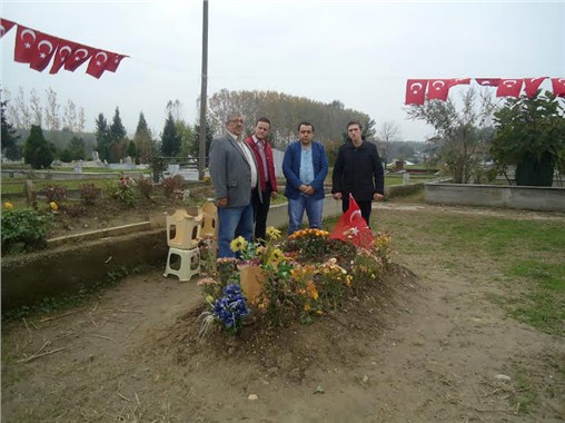 Şehit ailesi ziyaretlerle yalnız bırakılmıyor