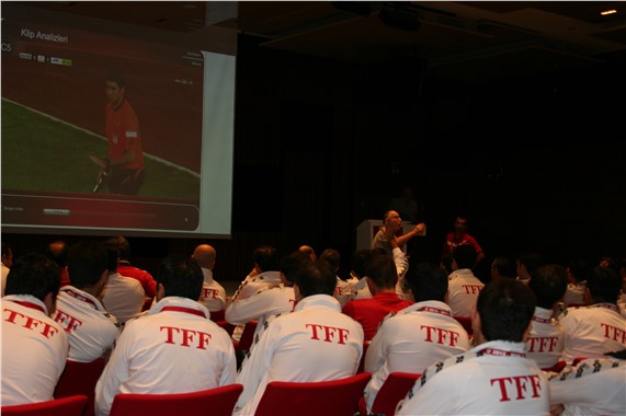 Üst Klasman Hakem ve Üst Klasman Yardımcı Hakem Semineri başladı