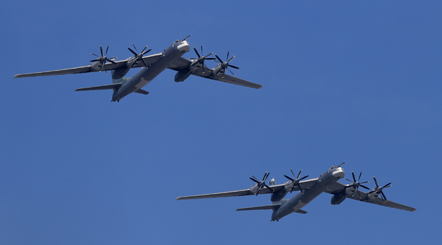 "Rus stratejik bombardıman uçakları ABD adasını turlardı" iddiası