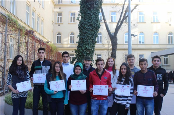 Sarıçam METEM’li öğrenciler Avrupa gezisinden döndü