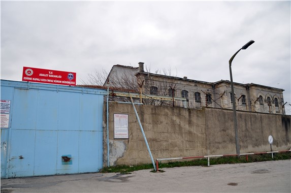 Edirne Cezaevi Müdürüne Silahlı Saldırı 