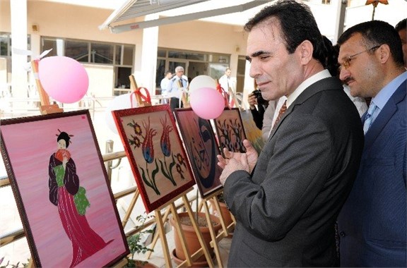 Huzurevi Sakinlerinden Yaşlılar Haftası Etkinliği