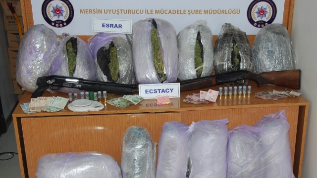 Mersin Polisi Torbacılara Nefes Aldırmıyor