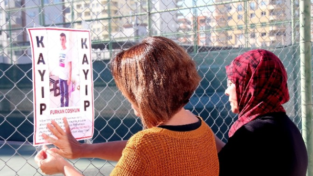 Mersin'de Çocuğu Kaçırılan Gözü Yaşlı Anne 24 Gündür Oğlunun Bulunmasını Bekliyor