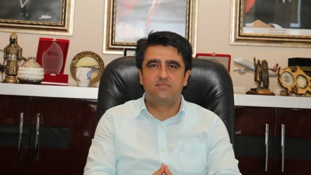 Mersin'de Ak Parti Siyaset Akademisi