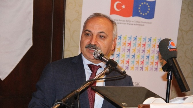 Başkan Dinçer: Mersin'de 600 Esnaf ve Sanatkar Eğitimden Geçti