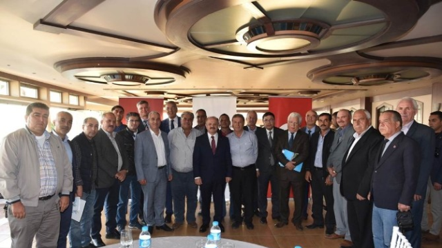 Mersin Valisi Muhtarlarla Bir Araya Geldi