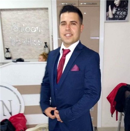 Mersin'de Afiş Asarken Elektrik Çarpan 23 Yaşındaki İtfaiye Eri Toprağa Verildi