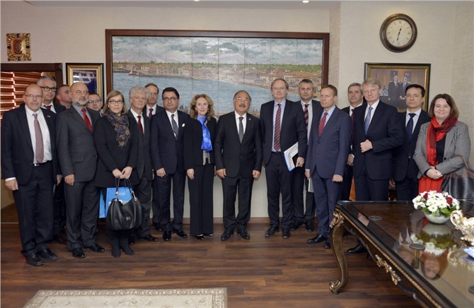 BÜYÜKŞEHİR BELEDİYESİ’NE AVRUPALI  ZİYARETÇİLER